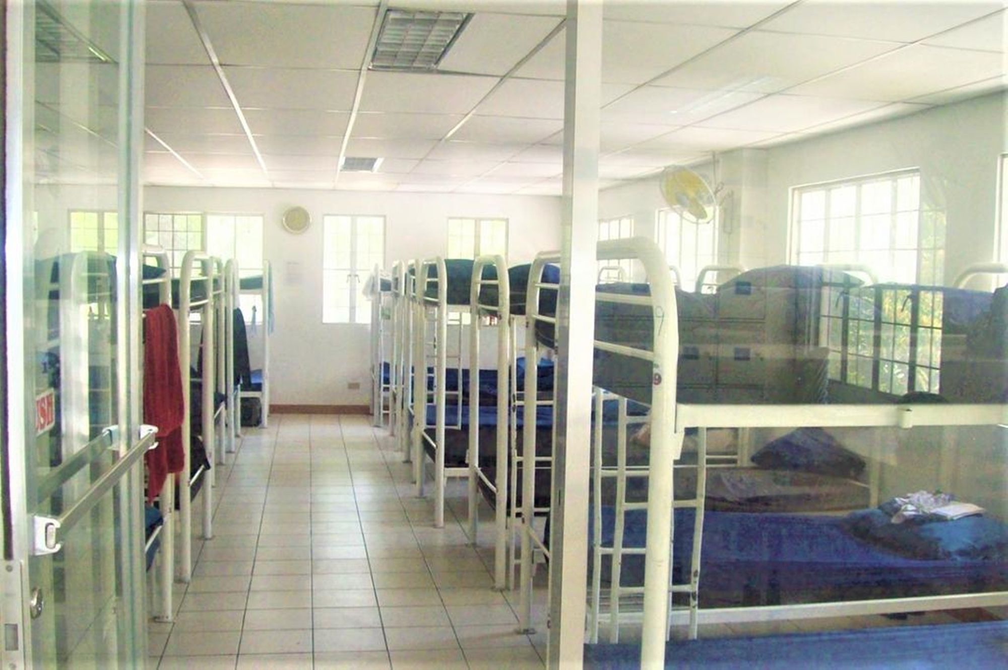 Luneta Dormitory - Hostel Манила Экстерьер фото